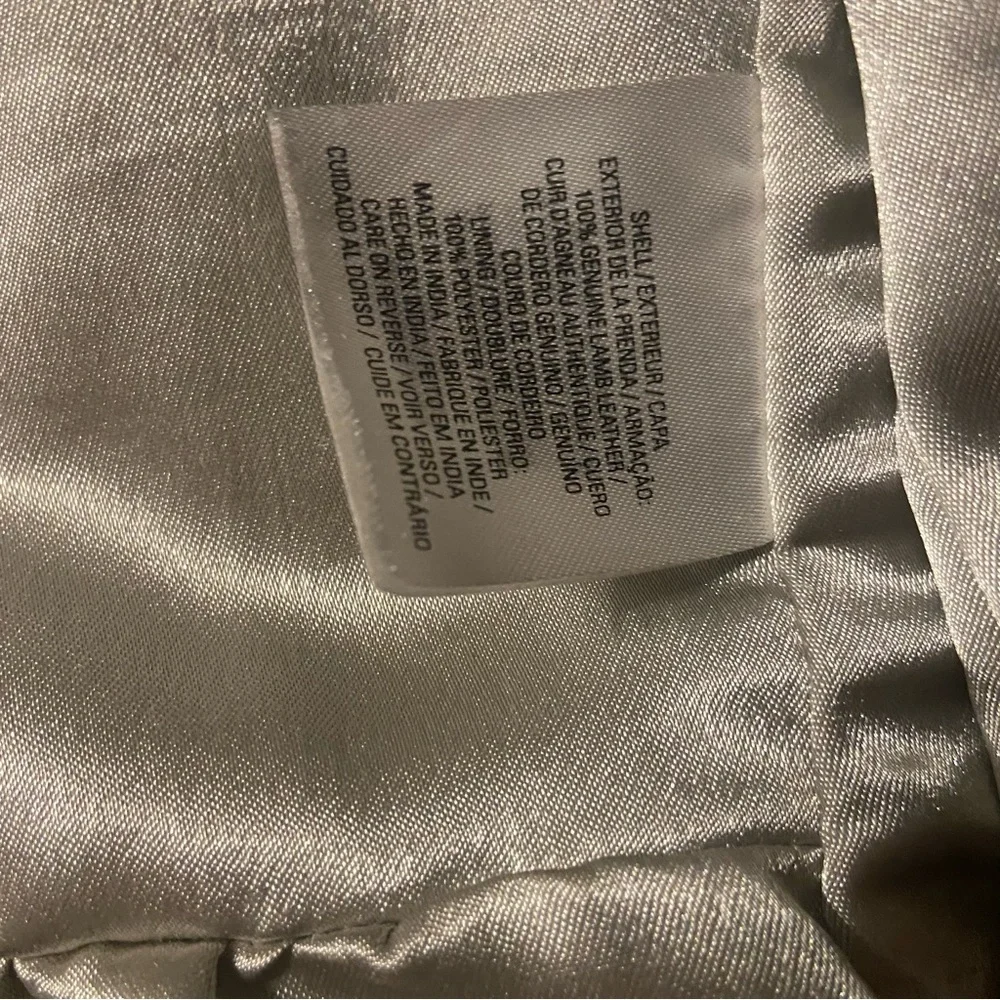 Elie Tahari Leather shirt jacket in grey - Picture 7 of 7